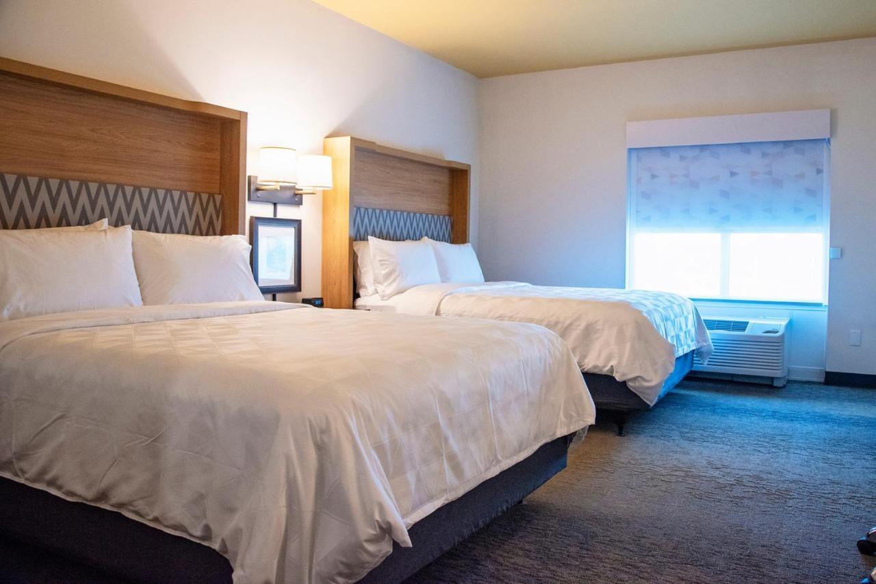 Holiday Inn & Suites - Savannah Airport - Pooler By Ihg Екстериор снимка
