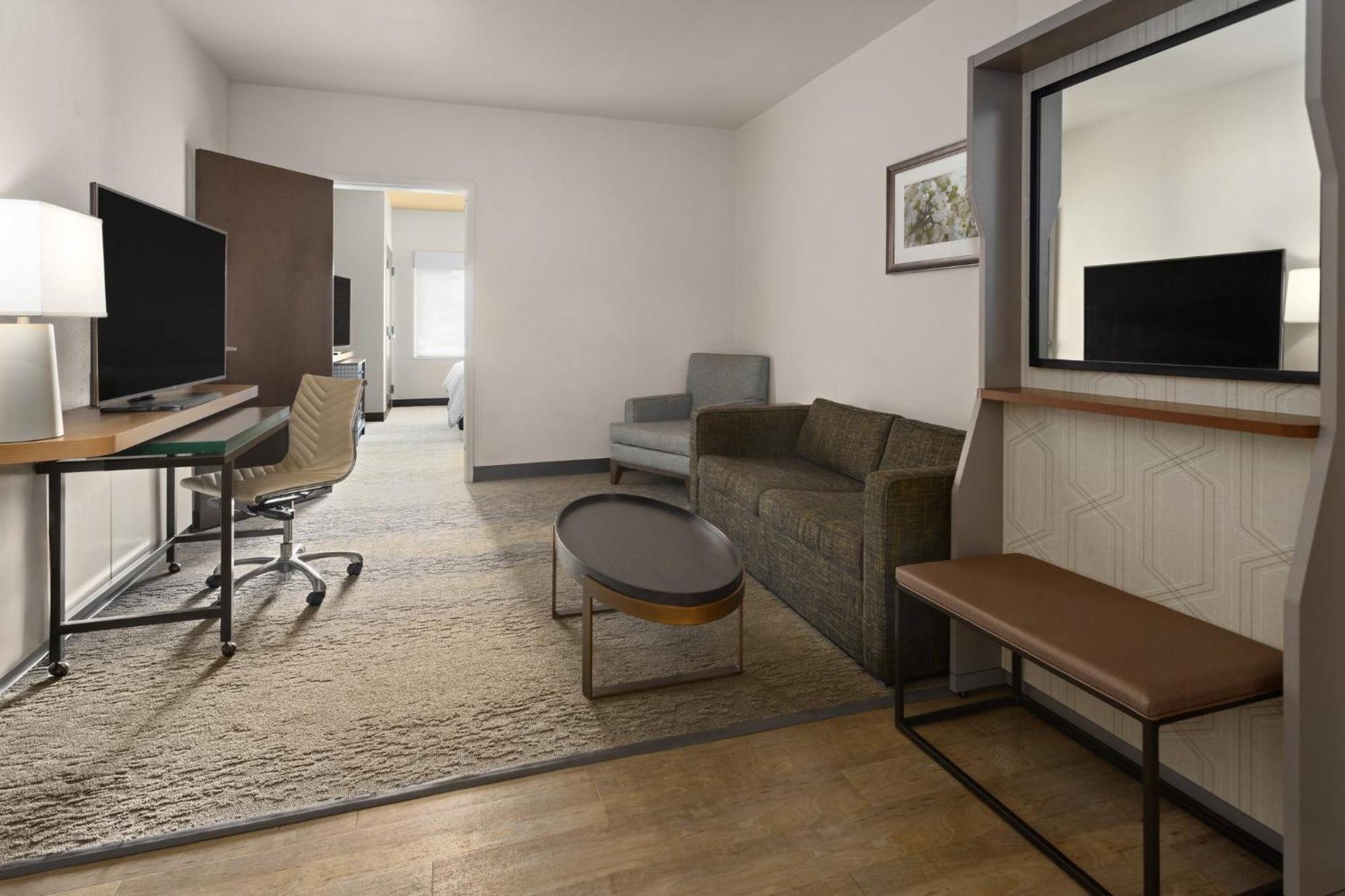 Holiday Inn & Suites - Savannah Airport - Pooler By Ihg Екстериор снимка