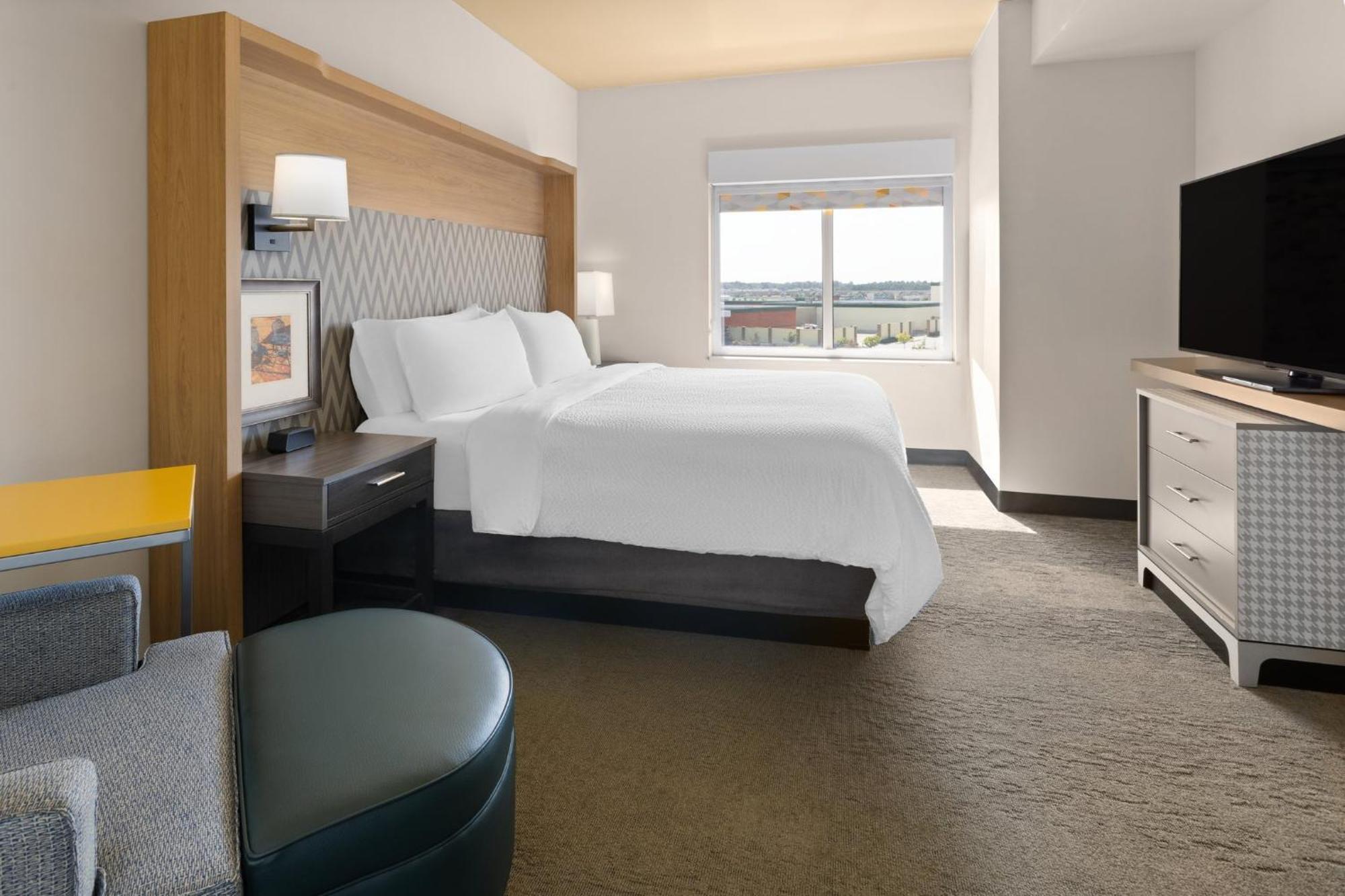 Holiday Inn & Suites - Savannah Airport - Pooler By Ihg Екстериор снимка