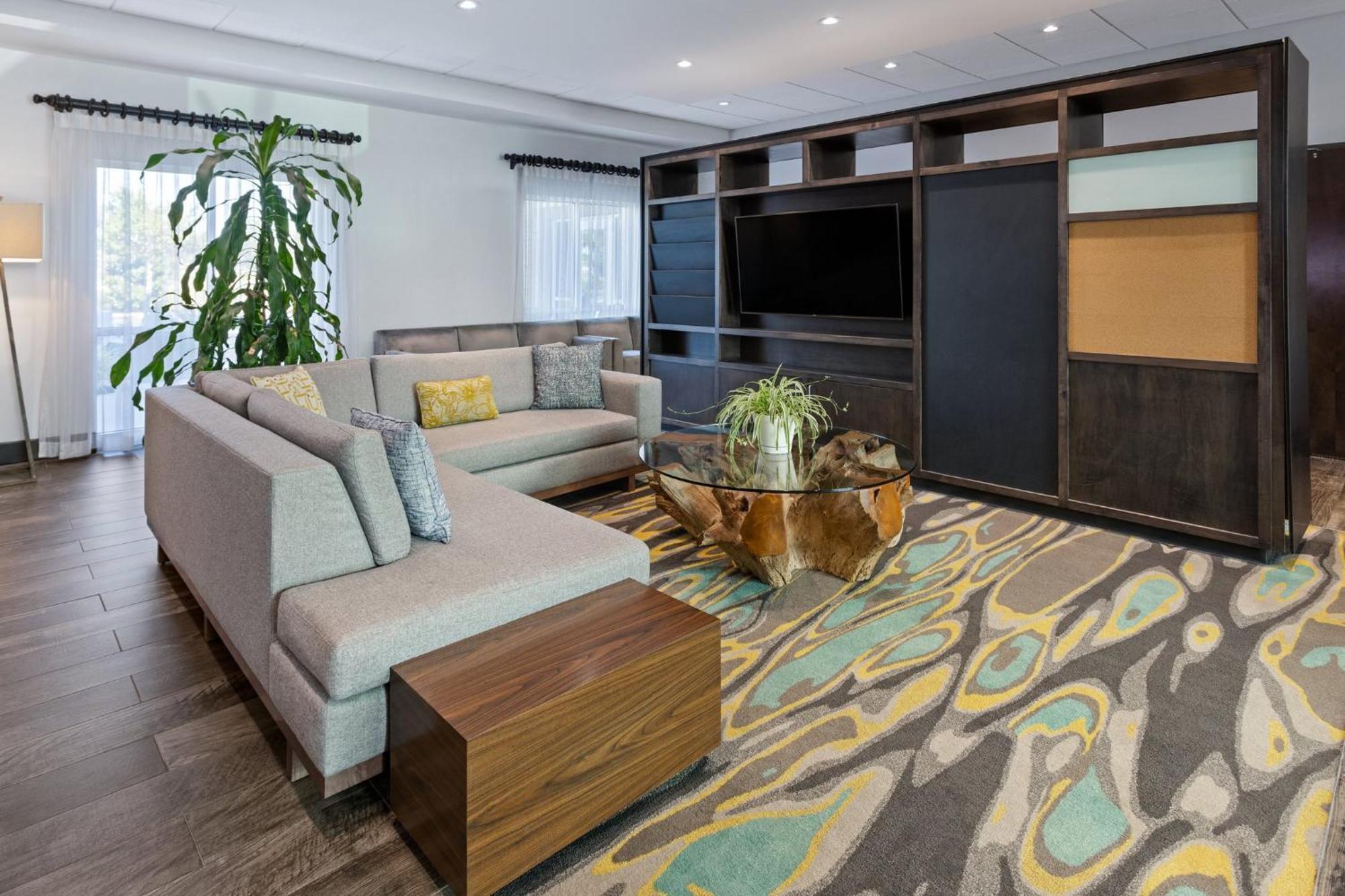 Holiday Inn & Suites - Savannah Airport - Pooler By Ihg Екстериор снимка