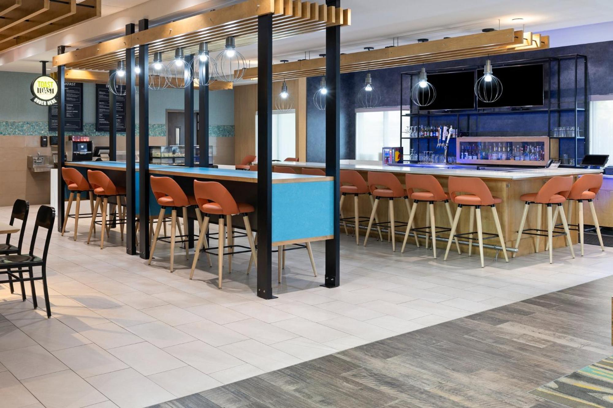Holiday Inn & Suites - Savannah Airport - Pooler By Ihg Екстериор снимка
