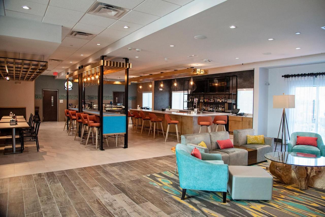 Holiday Inn & Suites - Savannah Airport - Pooler By Ihg Екстериор снимка